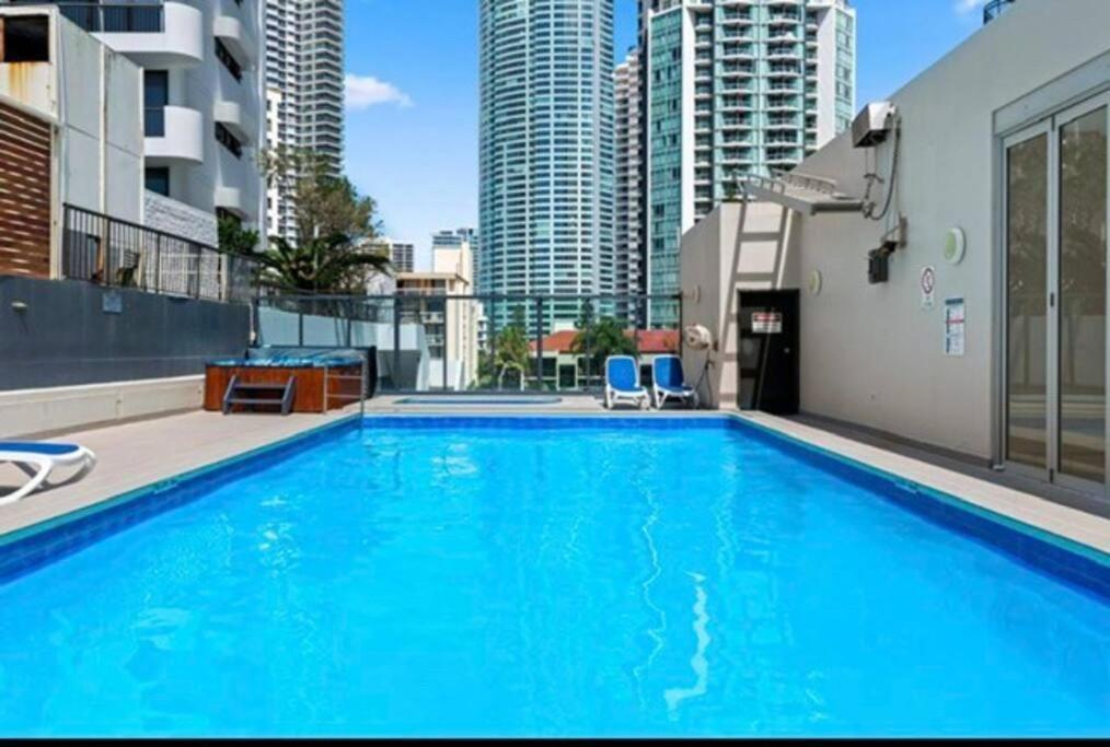 Апартаменти Fabulous Sea Views In The Heart Of Surfers Голд-Кост Екстер'єр фото